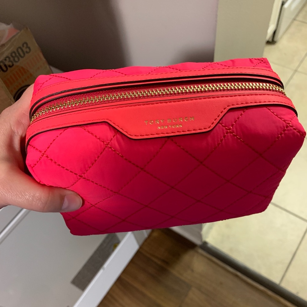 Tory Burch cosmetic case